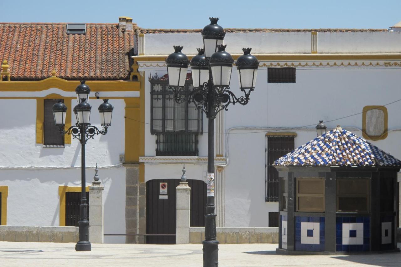La Posada Medina de las Torres Exterior photo