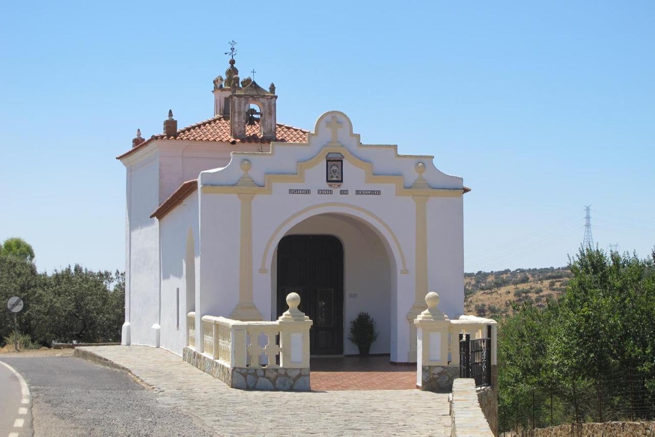 La Posada Medina de las Torres Exterior photo